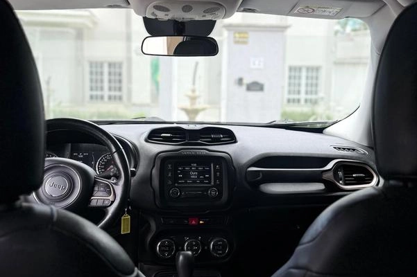 imagem-https://www.socarrao.com.br/sc-vehicle-images-prod/4375390/1792184464728-737591009