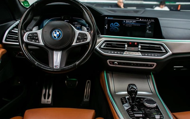 imagem-https://www.socarrao.com.br/sc-vehicle-images-prod/4375396/1792240897150-8579755_17_B_3eb4db896a.jpeg