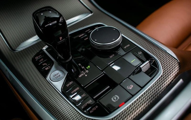 imagem-https://www.socarrao.com.br/sc-vehicle-images-prod/4375396/1792240897177-8579755_27_B_7094858dd5.jpeg