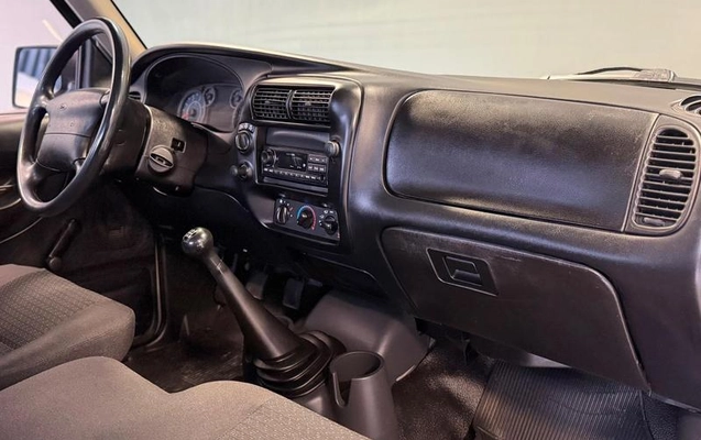 imagem-https://www.socarrao.com.br/sc-vehicle-images-prod/4375429/1792499133621-8579778_12_B_32c5606d69.jpeg