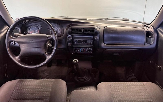 imagem-https://www.socarrao.com.br/sc-vehicle-images-prod/4375429/1792499133625-8579778_14_B_054386bbb4.jpeg