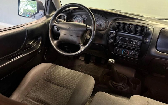 imagem-https://www.socarrao.com.br/sc-vehicle-images-prod/4375429/1792499133627-8579778_15_B_4fefec58e8.jpeg