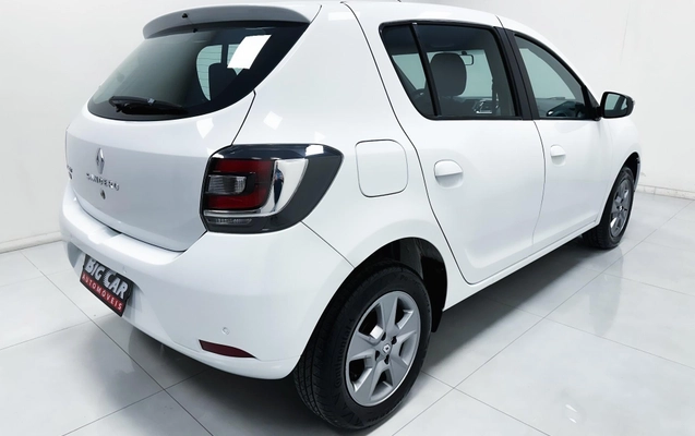 imagem-https://www.socarrao.com.br/sc-vehicle-images-prod/4375470/1792185375830-fa7b9fef52e74797a252c9f2db755566_1792185347392.jpg