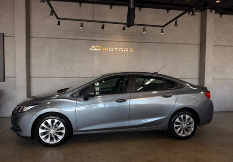 Chevrolet Cruze 2017 Cinza — foto 1 de 3