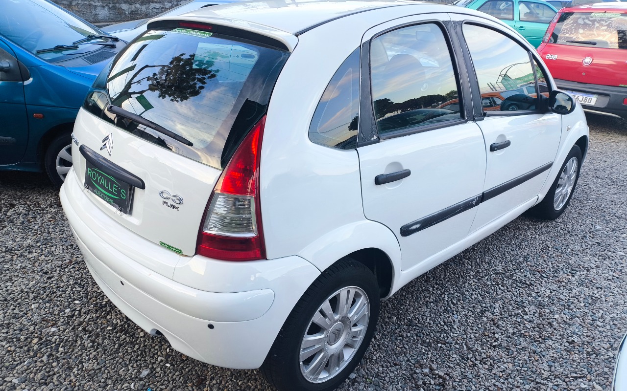 imagem-https://www.socarrao.com.br/sc-vehicle-images-prod/4375479/1792530293575-SU1HXzIwMjYxMDE5XzE3NTkwNi5qcGc.jpg