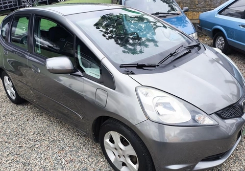 Honda Fit 2010 Cinza — foto 1 de 3