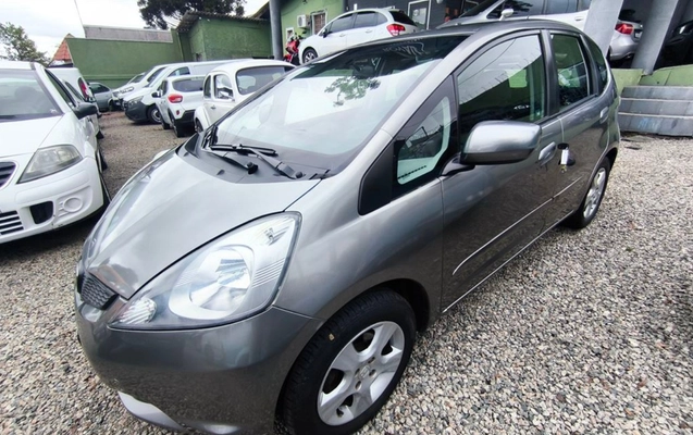 imagem-https://www.socarrao.com.br/sc-vehicle-images-prod/4375505/1792767488421-SU1HXzIwMjYxMDIyXzA5NTI1NCAoQ29weSkuanBn.jpg