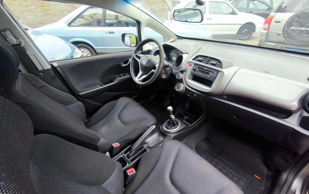imagem-https://www.socarrao.com.br/sc-vehicle-images-prod/4375505/1792767490113-SU1HXzIwMjYxMDIyXzA5NTYyNyAoQ29weSkuanBn.jpg