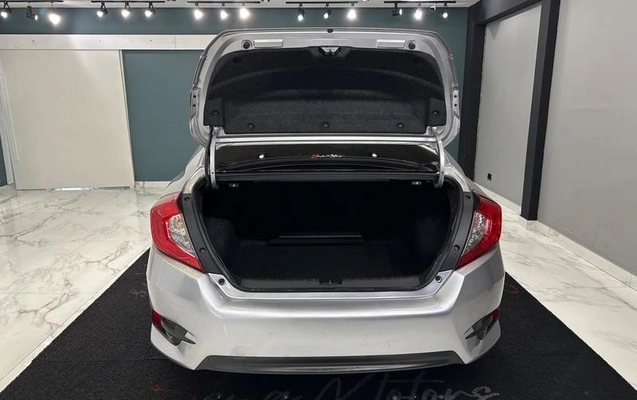 imagem-https://www.socarrao.com.br/sc-vehicle-images-prod/4375515/1792185731789-8571881_19_B_2f77f8f3cc.jpeg