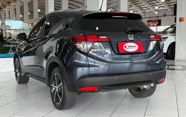 imagem-https://www.socarrao.com.br/sc-vehicle-images-prod/4375594/1792436467067-8579897_1_B_912540bdfc.jpeg
