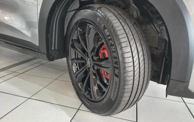 imagem-https://www.socarrao.com.br/sc-vehicle-images-prod/4375632/1792187720458-8578455_5_B_0f588b6aad.jpeg