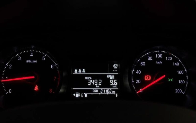 imagem-https://www.socarrao.com.br/sc-vehicle-images-prod/4375638/1792436316675-8579810_11_B_a8ee0aac7f.jpeg