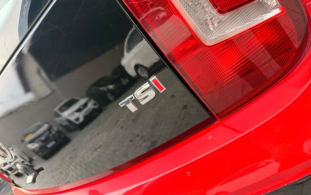 imagem-https://www.socarrao.com.br/sc-vehicle-images-prod/4376021/1792190382605-7_063304.jpg