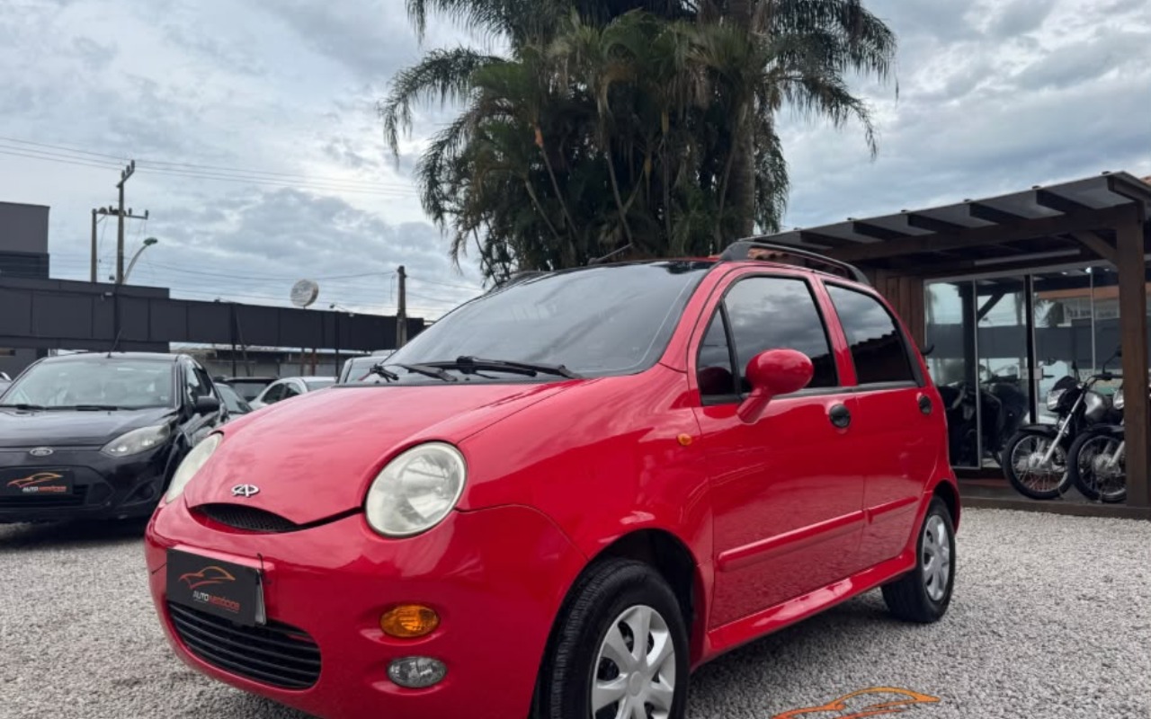 Caoa Chery QQ 1.1/1.0 12V 69cv 5p 2012 Vermelho — foto 1 de 3