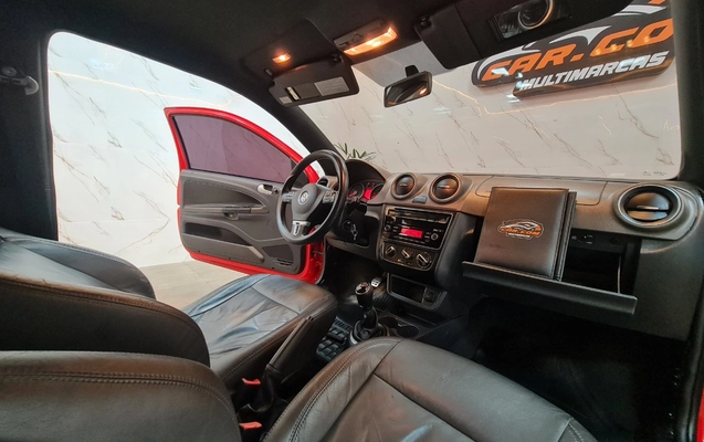 imagem-https://www.socarrao.com.br/sc-vehicle-images-prod/4376265/1792193221727-MjAyNjEwMTZfMTcxOTA4LmpwZw.jpg