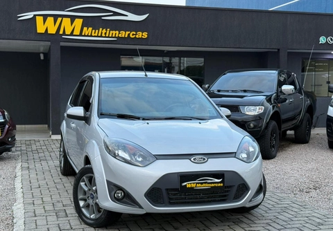 Ford Fiesta 2014 Cinza — foto 1 de 3