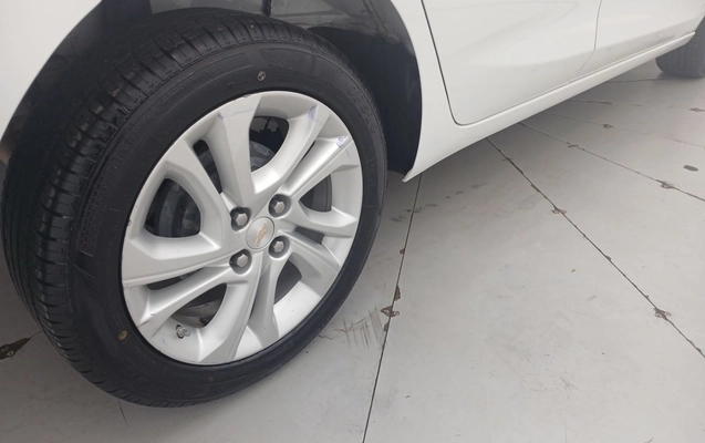 imagem-https://www.socarrao.com.br/sc-vehicle-images-prod/4378381/1792210765359-1_092950.jpg