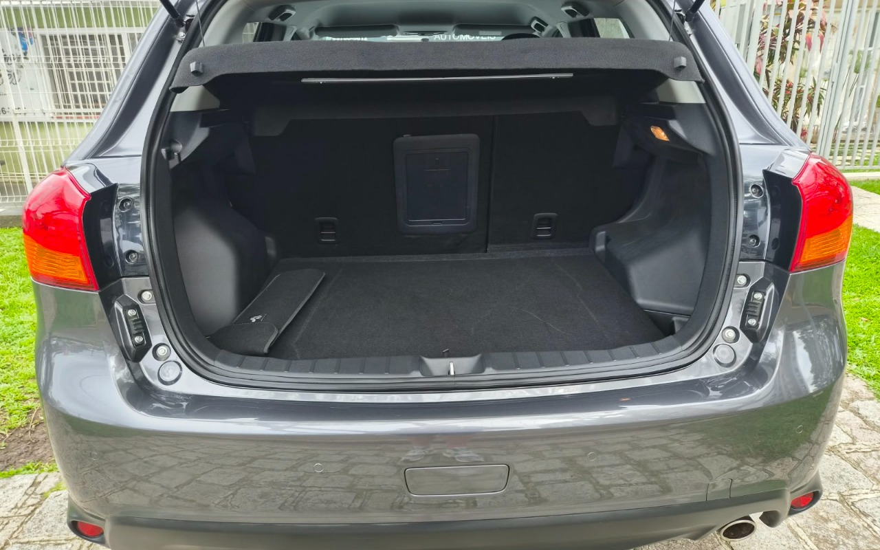 imagem-https://www.socarrao.com.br/sc-vehicle-images-prod/4380291/1792235591710-V2hhdHNBcHAgSW1hZ2UgMjAyNi0xMC0xNiBhdCAxNS4zMi4yMS5qcGVn.jpeg