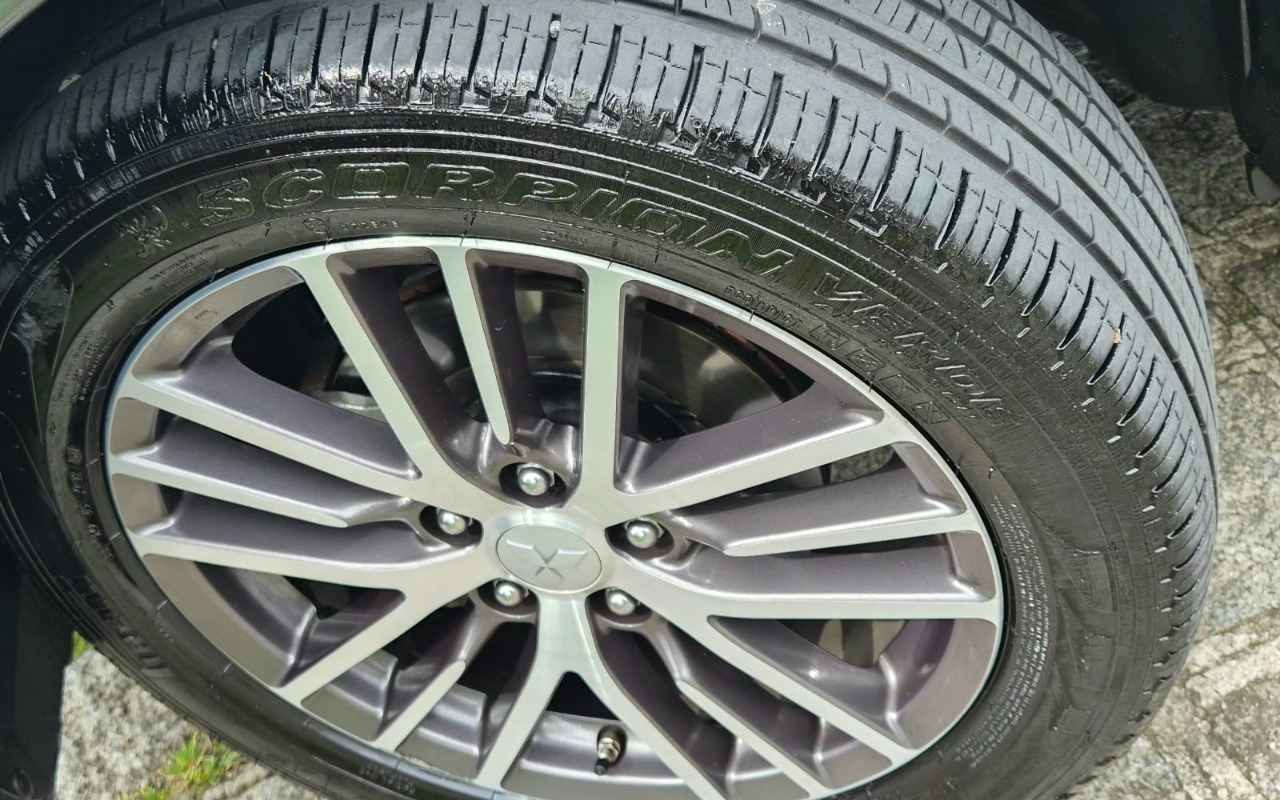 imagem-https://www.socarrao.com.br/sc-vehicle-images-prod/4380291/1792235591898-V2hhdHNBcHAgSW1hZ2UgMjAyNi0xMC0xNiBhdCAxNS4zMi4yNiAoNCkuanBlZw.jpeg