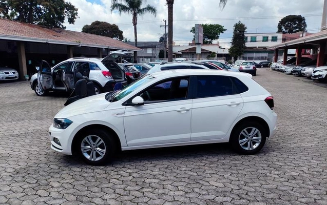 imagem-https://www.socarrao.com.br/sc-vehicle-images-prod/4380301/1792239920699-8580193_15_B_c3415dea6d.jpeg