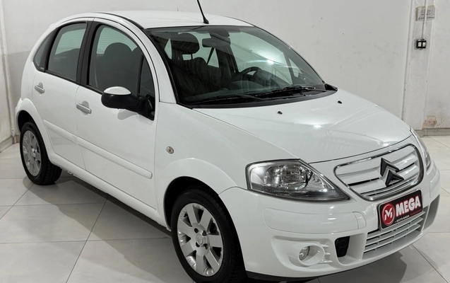 imagem-https://www.socarrao.com.br/sc-vehicle-images-prod/4380305/1792238083646-e65a2137024143378f71cd2f11208d97_1792238047642.jpg