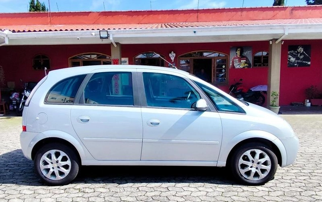 imagem-https://www.socarrao.com.br/sc-vehicle-images-prod/4380307/1792240132643-8579359_12_B_4ee3de8e31.jpeg