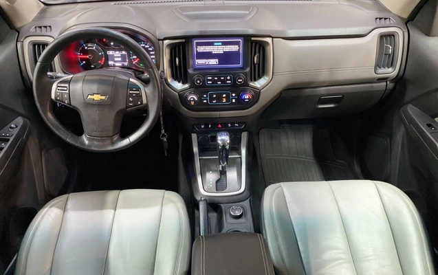 imagem-https://www.socarrao.com.br/sc-vehicle-images-prod/4380308/1792238480144-Q0hFVlJPTEVUIFMxMCBMVFogREQ0QSAtIDIwMTcgLSBQUkFUQSAtIFBQUDhENzMgKDE0KS5qcGc.jpg