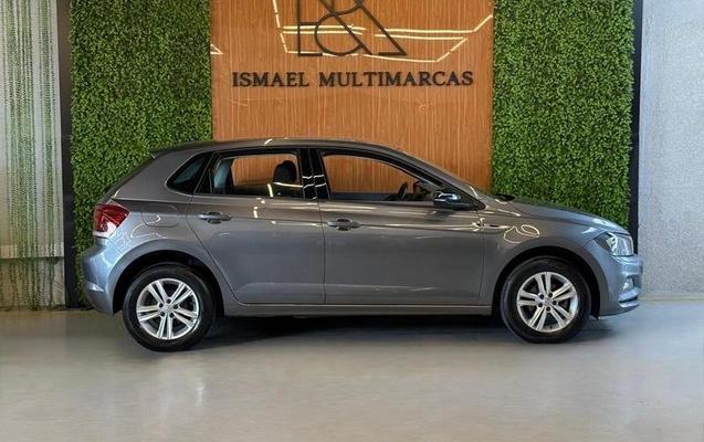imagem-https://www.socarrao.com.br/sc-vehicle-images-prod/4380310/1792526806404-8551407_12_B_282a3653b3.jpeg