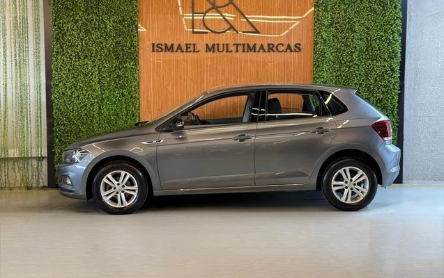 imagem-https://www.socarrao.com.br/sc-vehicle-images-prod/4380310/1792526806406-8551407_17_B_71b46c3219.jpeg