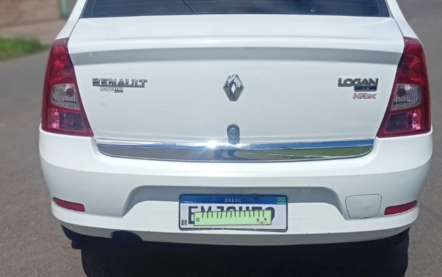 imagem-https://www.socarrao.com.br/sc-vehicle-images-prod/4380323/1792244565269-YzgxNTEzMGYtNTY4Ni00MTY1LTgxNDktZGY0NTdlYmM5NWY5LmpwZWc.jpeg