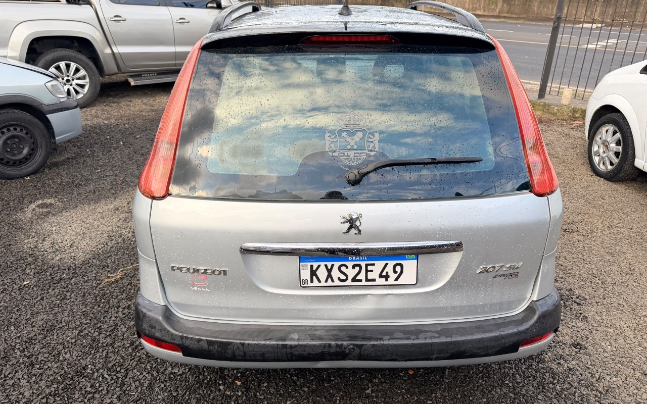 imagem-https://www.socarrao.com.br/sc-vehicle-images-prod/4380325/1792239563822-NzI5NjE0ZWEtMWY3Yi00OWE1LTkwZjMtNGJhZDk3YjRjMDU5LmpwZWc.jpeg