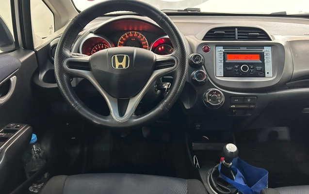 imagem-https://www.socarrao.com.br/sc-vehicle-images-prod/4380329/1792239706177-5_091446.jpg