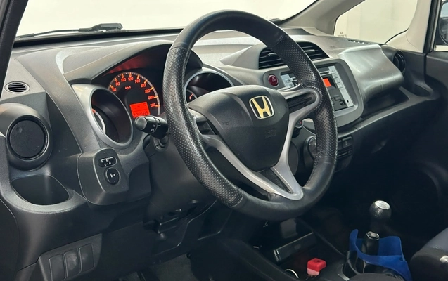 imagem-https://www.socarrao.com.br/sc-vehicle-images-prod/4380329/1792239706182-7_091446.jpg
