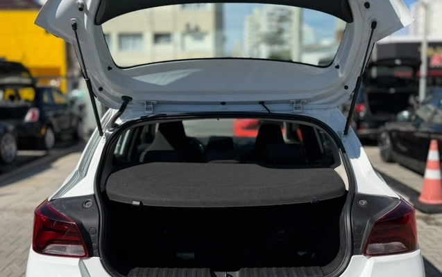 imagem-https://www.socarrao.com.br/sc-vehicle-images-prod/4380334/1792239888586-gb-9c49606.jpeg