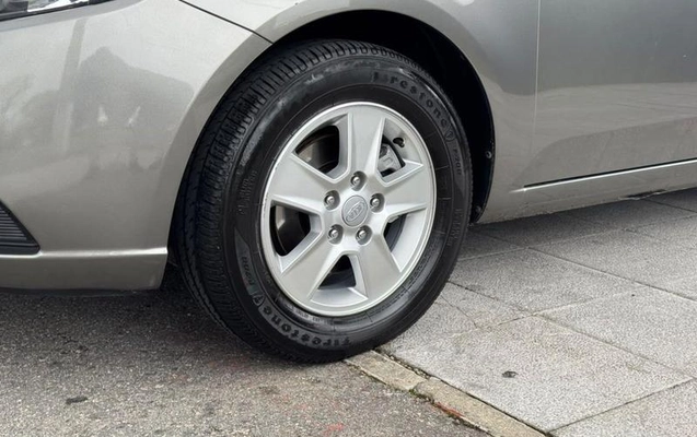 imagem-https://www.socarrao.com.br/sc-vehicle-images-prod/4380345/1792697500098-8577512_3_B_9c00c51e89.jpeg