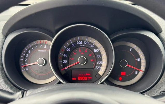 imagem-https://www.socarrao.com.br/sc-vehicle-images-prod/4380345/1792697500105-8577512_12_B_c154dbcc89.jpeg