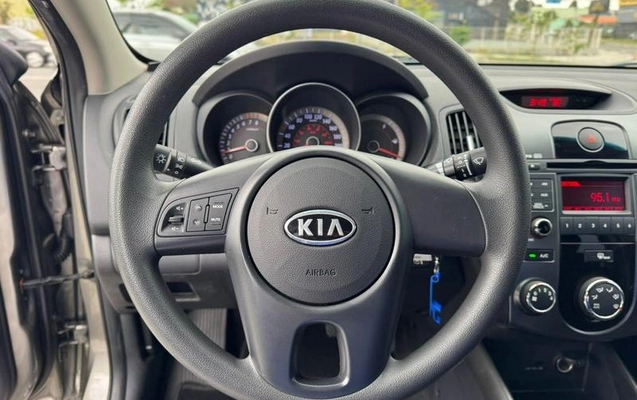 imagem-https://www.socarrao.com.br/sc-vehicle-images-prod/4380345/1792697500107-8577512_18_B_fb719726d5.jpeg