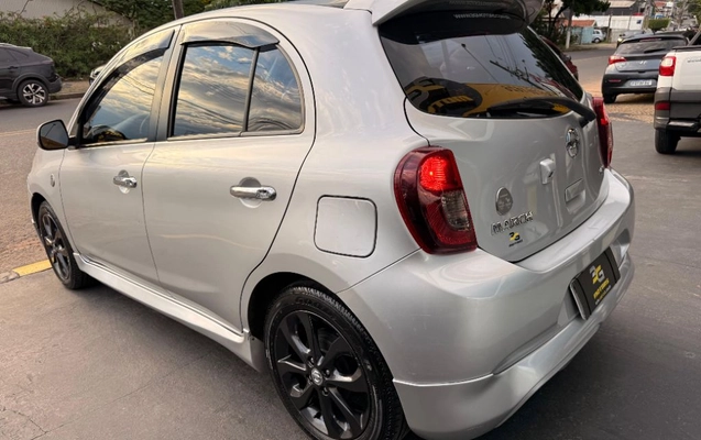imagem-https://www.socarrao.com.br/sc-vehicle-images-prod/4380360/1792781786390-gb-c348001.jpeg