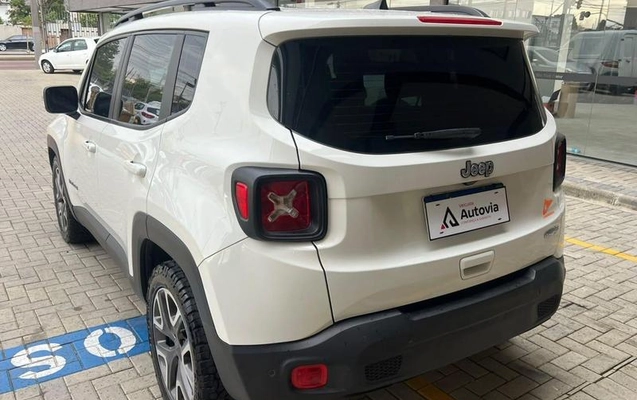 imagem-https://www.socarrao.com.br/sc-vehicle-images-prod/4380362/1792241559456-8579044_9_B_c65845bfb5.jpeg