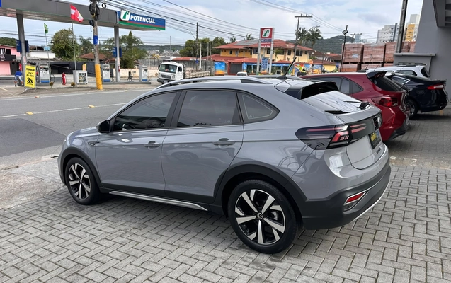 imagem-https://www.socarrao.com.br/sc-vehicle-images-prod/4380369/1792241806587-9e27d8ff-ae73-4946-91b8-b67dd2353794.jpeg