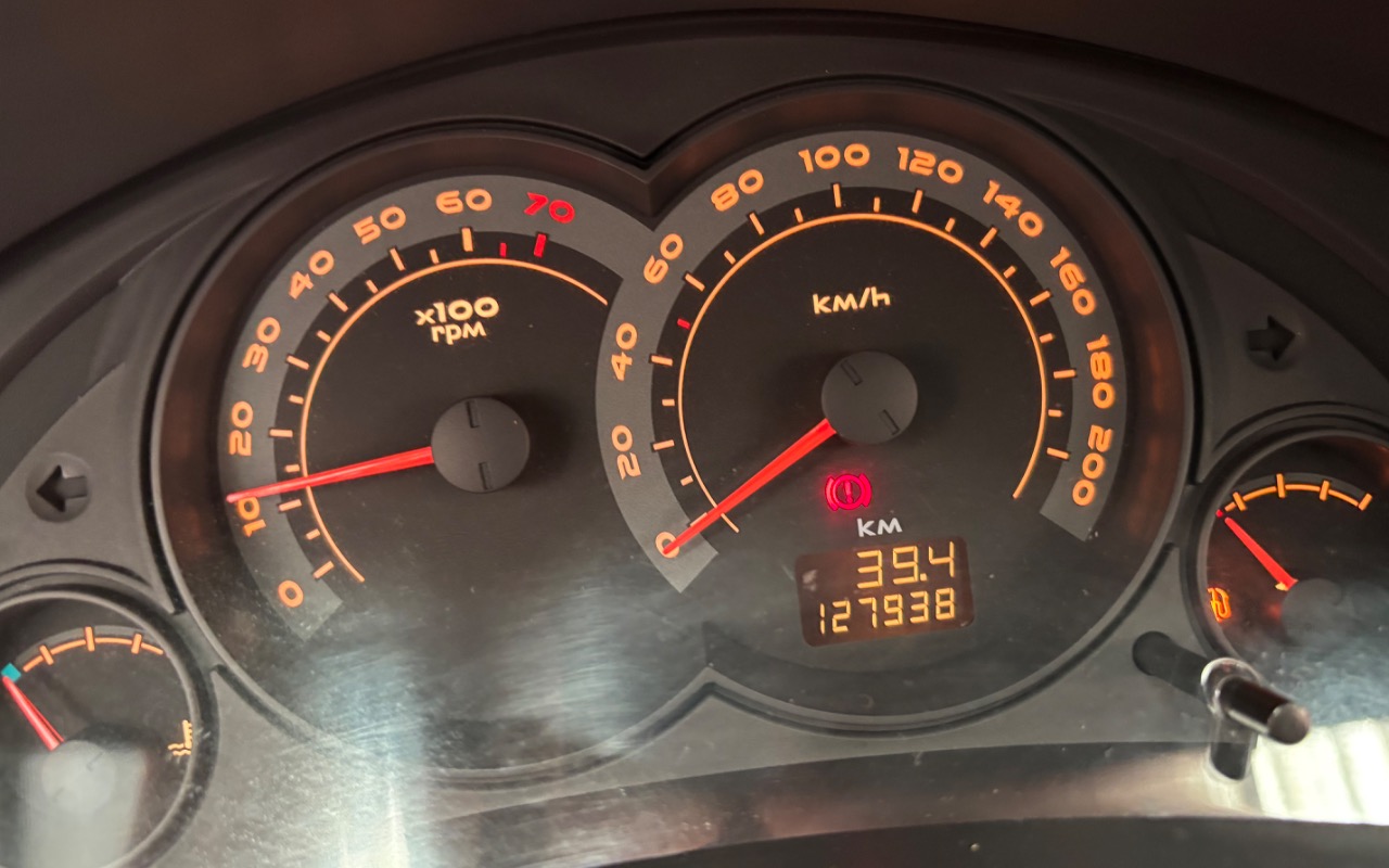 imagem-https://www.socarrao.com.br/sc-vehicle-images-prod/4380373/1792241895816-SU1HXzc2MjEuanBlZw.jpeg
