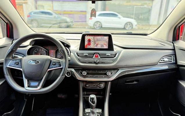 imagem-https://www.socarrao.com.br/sc-vehicle-images-prod/4380375/1792241986232-8580493_2_B_f61d0f3709.jpeg