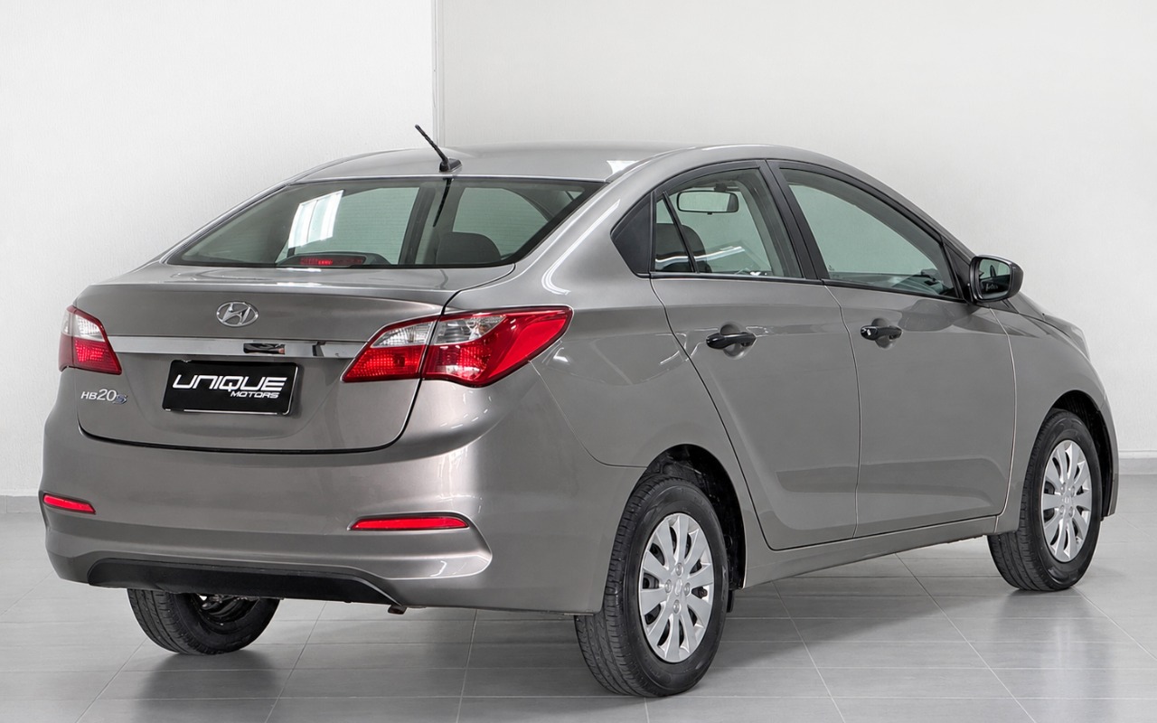 imagem-https://www.socarrao.com.br/sc-vehicle-images-prod/4380383/1792242410783-aW1hZ2UwMDAwMDEucG5n.png