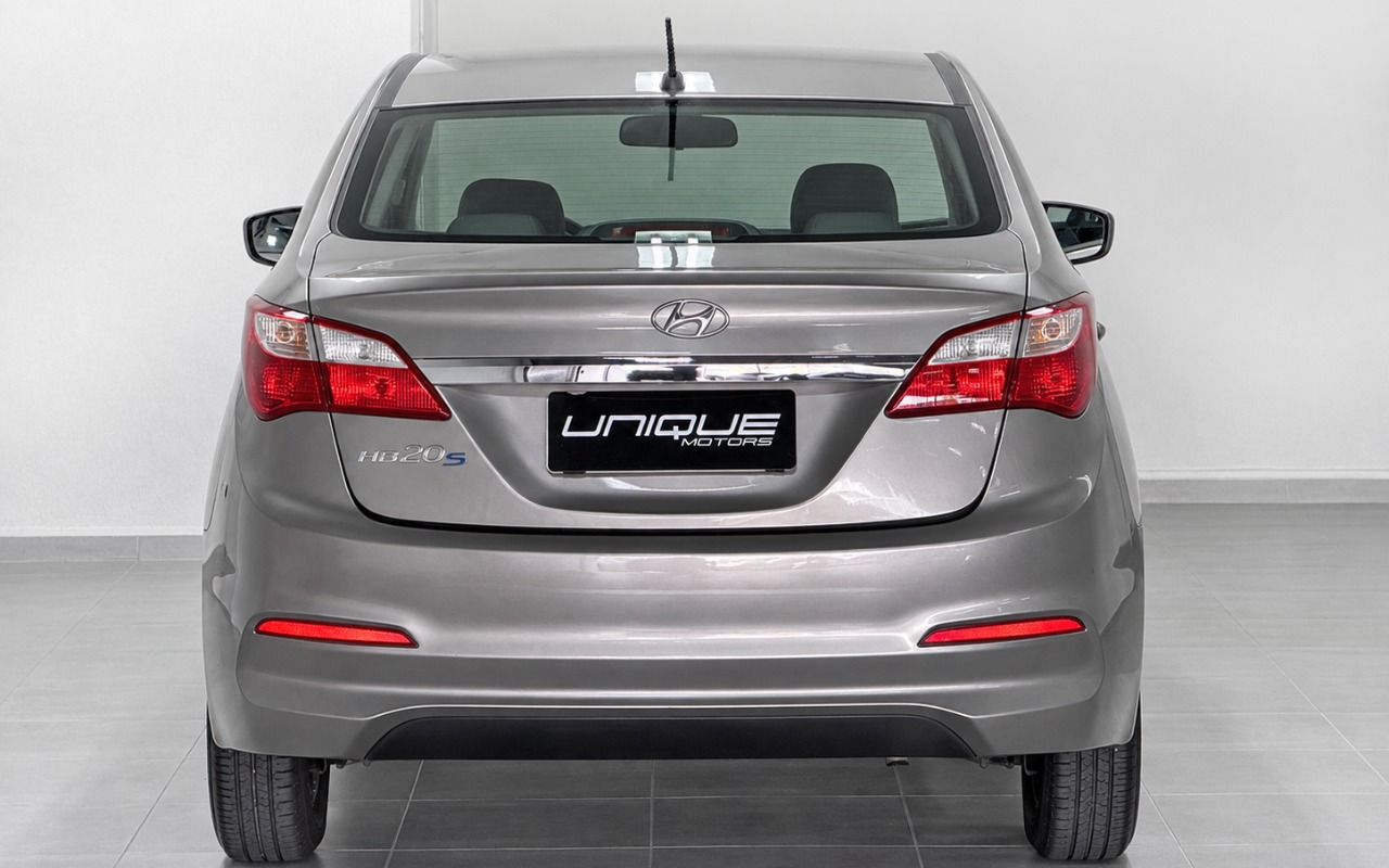 imagem-https://www.socarrao.com.br/sc-vehicle-images-prod/4380383/1792242411301-aW1hZ2UwMDAwMy5wbmc.png
