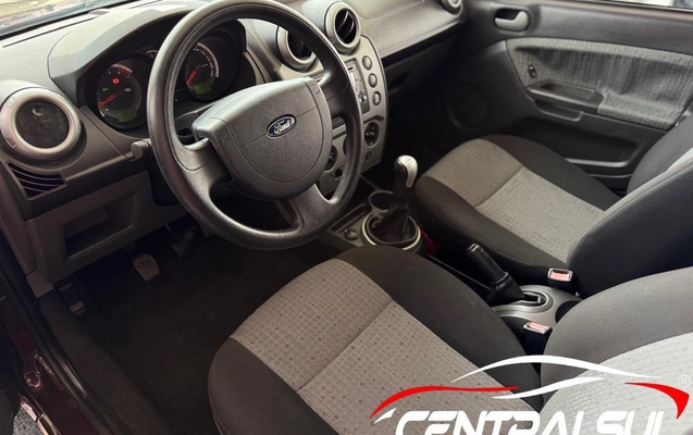 imagem-https://www.socarrao.com.br/sc-vehicle-images-prod/4380405/1792243029536-ced0712e14ad4b829aab8ed3c98af96a_1792242975667.jpg