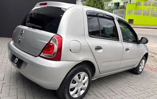 imagem-https://www.socarrao.com.br/sc-vehicle-images-prod/4380409/1792243214987-f3277efa-6353-dbbf-0b55-3a245c31204a.jpg