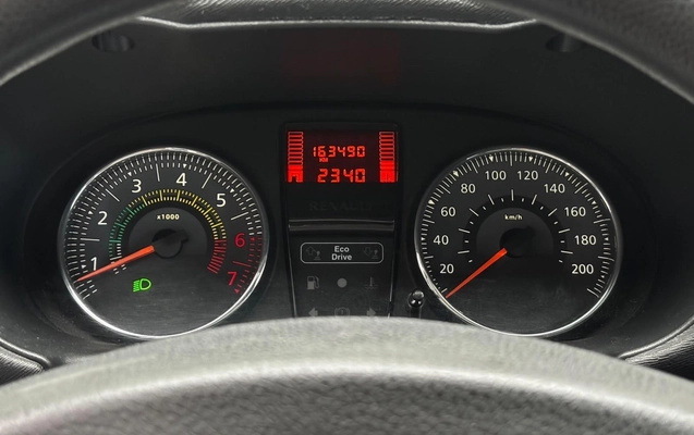 imagem-https://www.socarrao.com.br/sc-vehicle-images-prod/4380409/1792243214999-ef451c5f-7396-636d-c987-3a245c3126b8.jpg