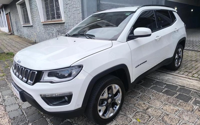 imagem-https://www.socarrao.com.br/sc-vehicle-images-prod/4380427/1792435702551-8580646_1_B_b393372c15.jpeg