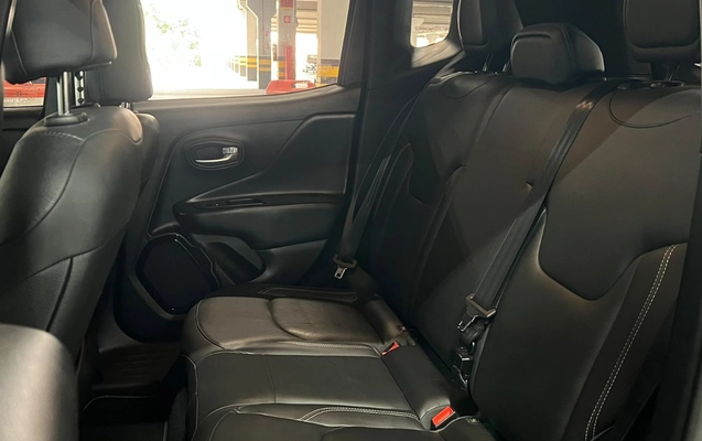 imagem-https://www.socarrao.com.br/sc-vehicle-images-prod/4380437/1792244446889-V2hhdHNBcHAgSW1hZ2UgMjAyNi0xMC0xNiBhdCAxNi4yOS4wOSAoMSkuanBlZw.jpeg