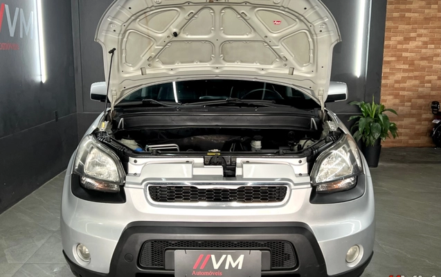 imagem-https://www.socarrao.com.br/sc-vehicle-images-prod/4380441/1792244539195-003_4375ce64b8e3793de2894a1658b05d5a.jpg
